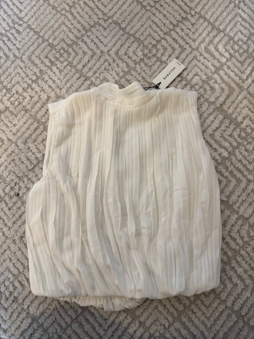 NWT Babaton Aritzia Ezra Pleated Sleeveless Top Cream S